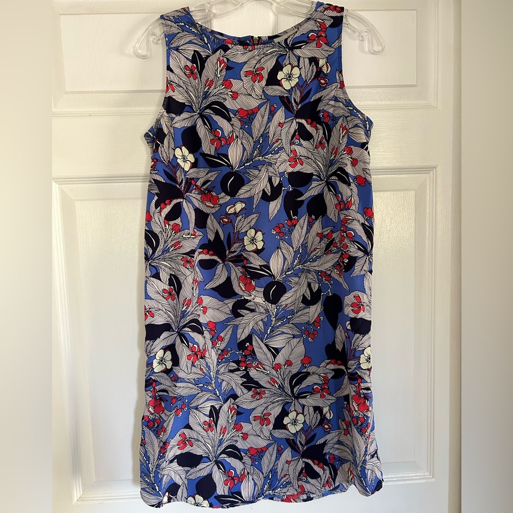 XS Halogen periwinkle dress w/ floral and olive print